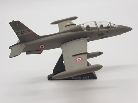 AERMACCHI MB339