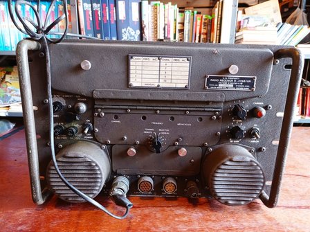 US Army R-278B/GR Airport Radio Receiver